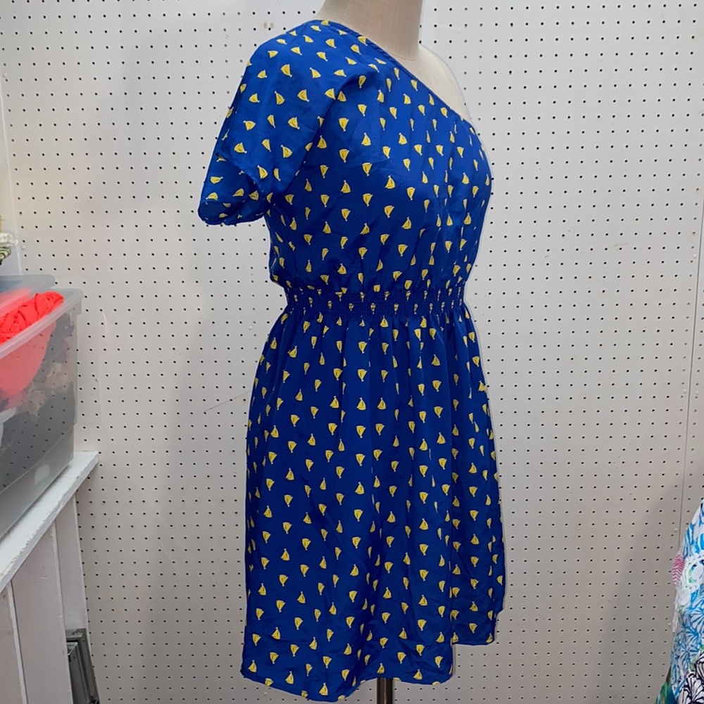 NWT Francesca’s Collection One Shoulder Yellow Sailboat Small Blue Dress - Picture 9 of 10